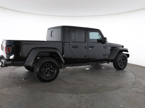 Used 2024 Jeep Gladiator Sport AWD/4WD image 13