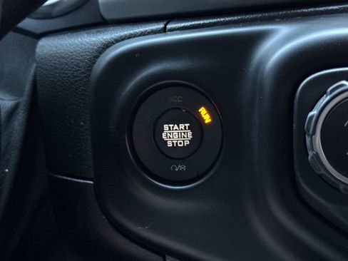 Used 2021 Jeep Wrangler Unlimited Sahara w/ Uconnect 4C Nav & Sound Group AWD/4WD image 24