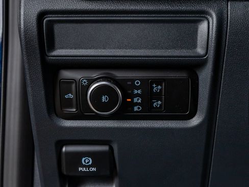 Used 2026 Ford F150 XLT w/ XLT Black Appearance Package AWD/4WD image 17