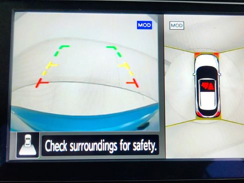 Used 2023 Nissan Kicks SR w/ SR Premium Package image 16