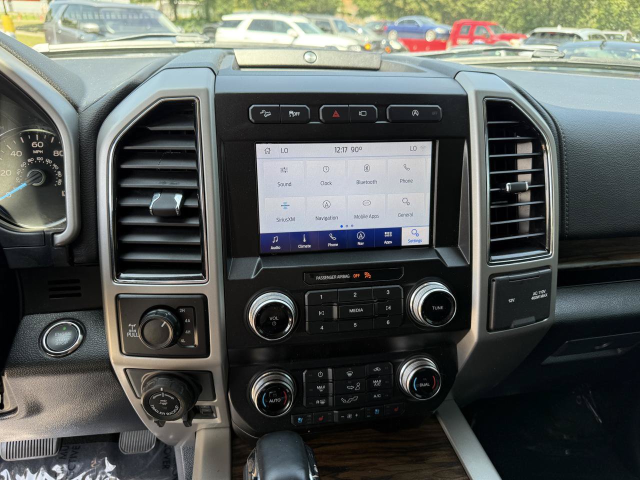Used 2020 Ford F150 Lariat w/ Equipment Group 502A Luxury AWD/4WD image 19