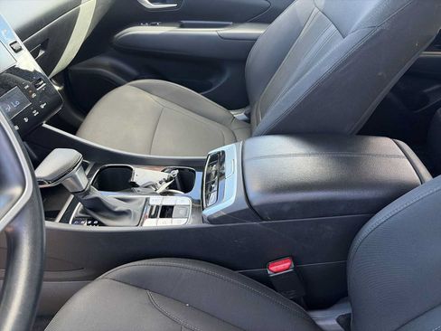 Used 2024 Hyundai Tucson SEL FWD image 21