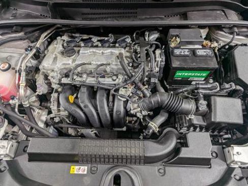 Used 2022 Toyota Corolla LE image 32