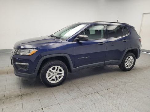 Used 2018 Jeep Compass Sport AWD/4WD image 2