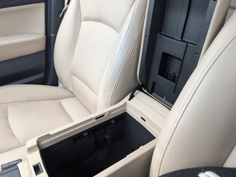 Used 2015 Subaru Outback 2.5i Limited image 28