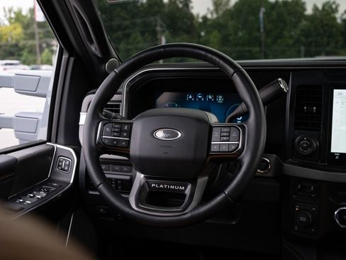 Used 2024 Ford F250 Platinum AWD/4WD image 30