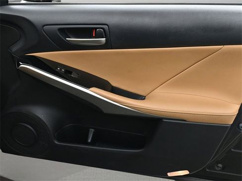 Used 2019 Lexus IS 300 AWD w/ Navigation Package image 19