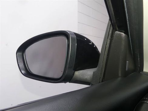 Used 2025 Nissan Sentra SV FWD image 13