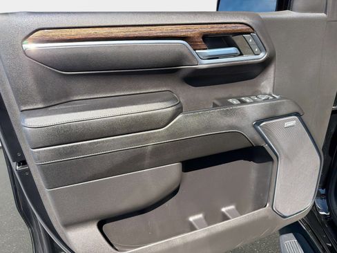 Used 2023 GMC Sierra 1500 Elevation w/ Elevation Premium Package image 16