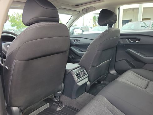 Used 2025 Honda Accord SE image 14