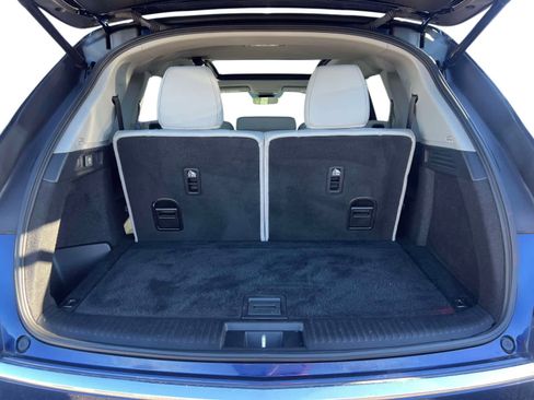 Used 2023 Acura MDX SH-AWD w/ Technology Package image 7