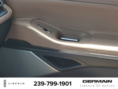 New 2026 Lincoln Navigator L Black Label AWD/4WD image 27