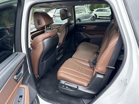 Used 2024 Acura MDX SH-AWD w/ Technology Package image 17