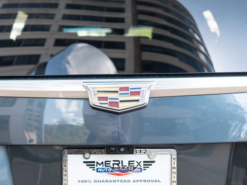 Used 2019 Cadillac Escalade ESV Platinum AWD/4WD image 50