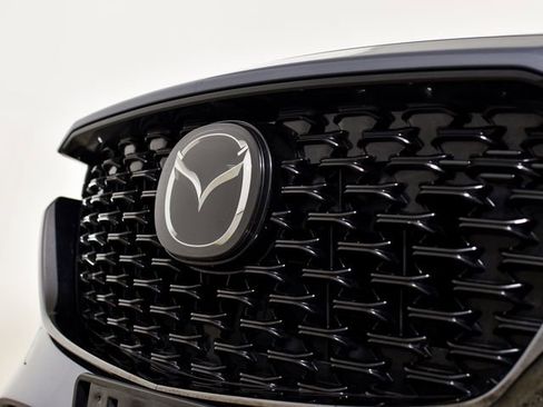 Used 2023 MAZDA CX-5 Carbon Edition image 9