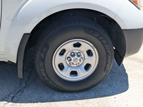 Used 2019 Nissan Frontier S RWD image 12