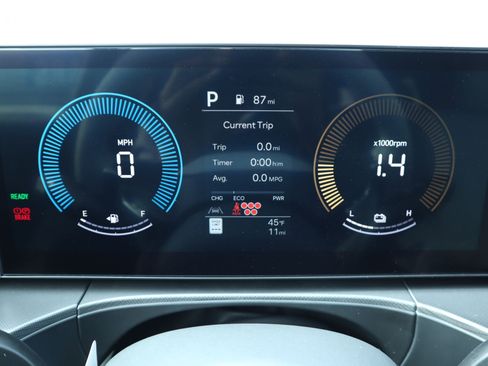 New 2026 Hyundai Santa Fe SE FWD image 12