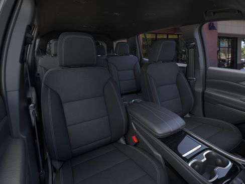 New 2026 Chevrolet Traverse LT w/ LPO, Floor Liner Package FWD image 40
