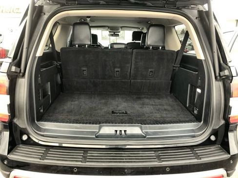 Used 2023 Ford Expedition Max XLT AWD/4WD image 24