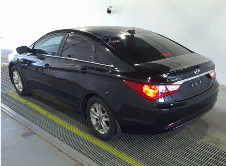 Used 2013 Hyundai Sonata GLS w/ Popular Equipment Pkg FWD image 3