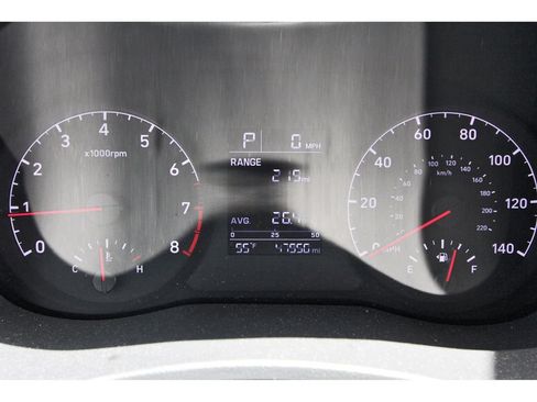 Used 2022 Hyundai Accent SE FWD image 9