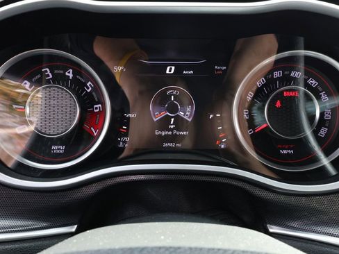 Used 2015 Dodge Challenger SRT w/ Technology Group image 14