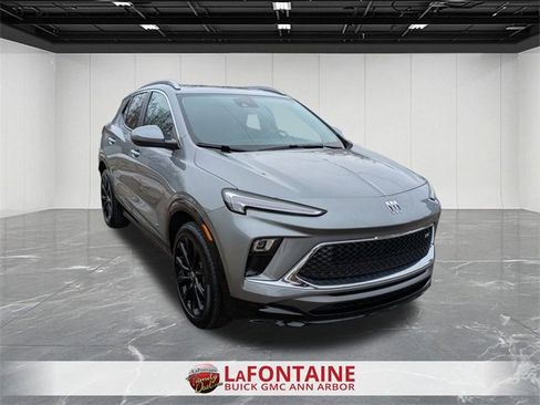 Used 2025 Buick Encore GX Sport Touring w/ Experience Buick Package image 7