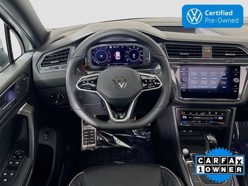 Certified 2022 Volkswagen Tiguan SEL R-Line image 24