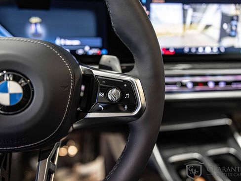 Used 2025 BMW 760i xDrive w/ Executive Package image 26