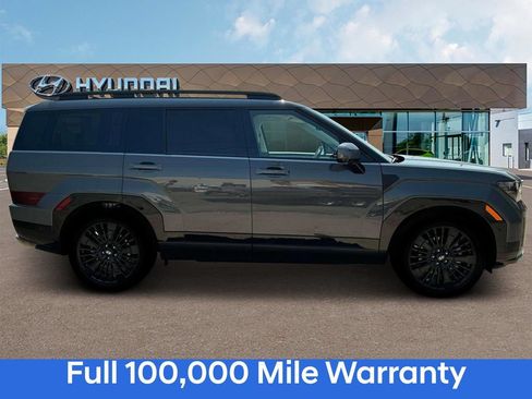 Used 2025 Hyundai Santa Fe Calligraphy FWD image 9