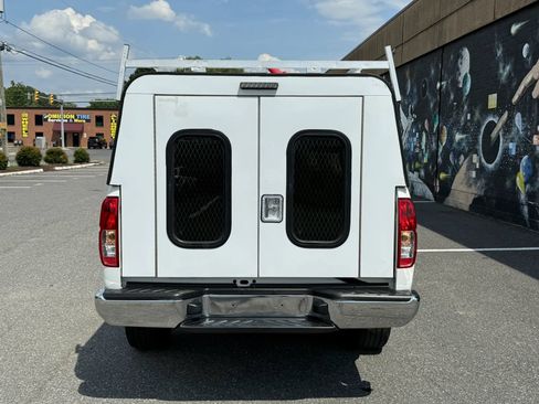Used 2021 Nissan Frontier S RWD image 12