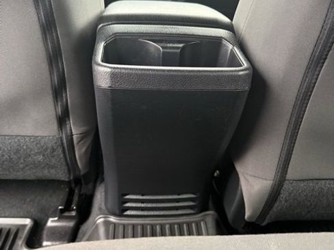 Used 2018 Toyota Tacoma SR5 image 36