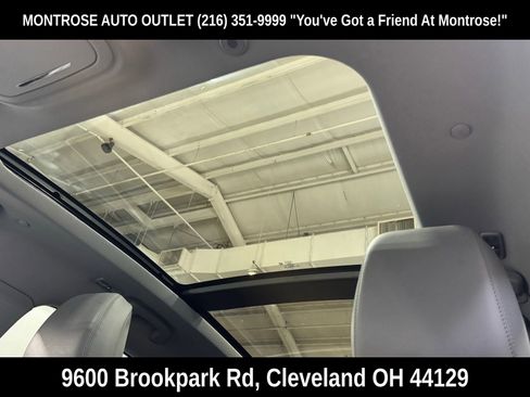 Used 2022 Lincoln Corsair AWD w/ Premium Package image 29