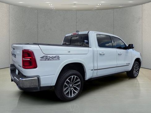 Used 2025 RAM 1500 Limited w/ Off Road Group AWD/4WD image 5
