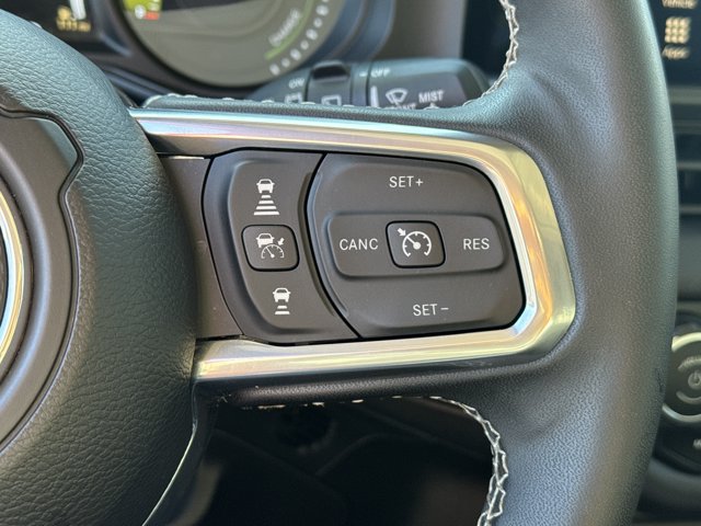 Certified 2025 Jeep Wrangler Unlimited Sahara w/ Safety Group AWD/4WD image 29