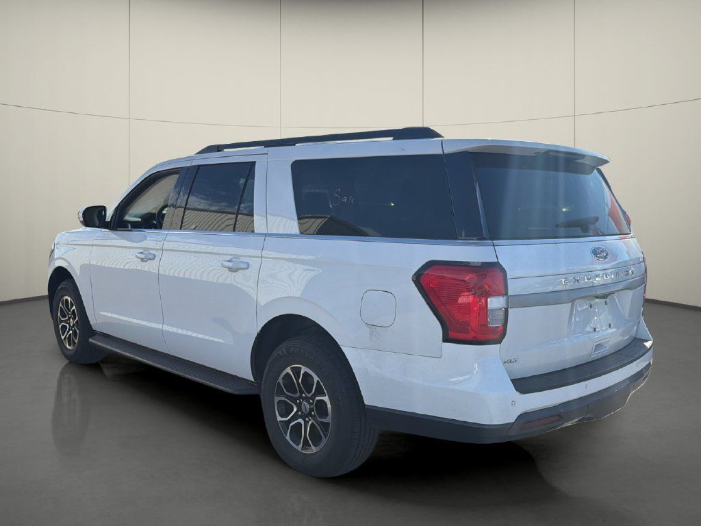 Used 2024 Ford Expedition Max XLT RWD image 5