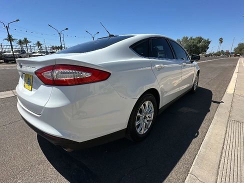 Used 2016 Ford Fusion S FWD image 4