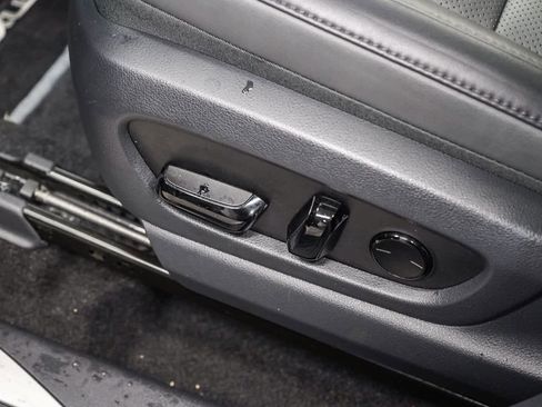 Used 2024 Lexus RZ 300e Premium image 23