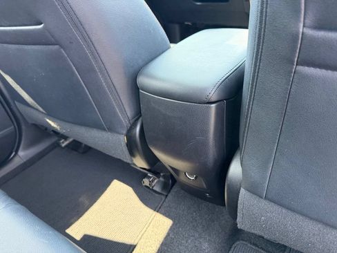Used 2017 Toyota RAV4 SE FWD image 37