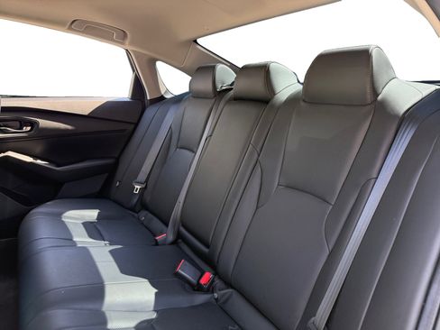 Used 2023 Honda Accord EX-L image 13