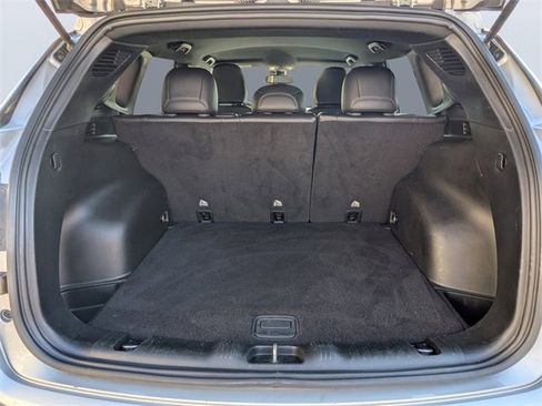 Used 2024 Jeep Compass Latitude image 14