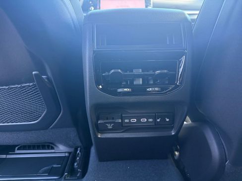 New 2026 Jeep Grand Cherokee Limited AWD/4WD image 29
