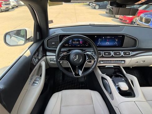 Used 2024 Mercedes-Benz GLE 350 4MATIC image 18