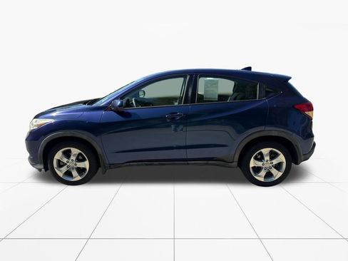Used 2016 Honda HR-V LX image 4