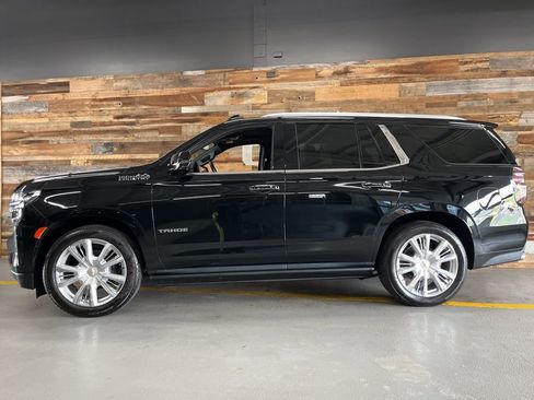 Used 2021 Chevrolet Tahoe High Country AWD/4WD image 17