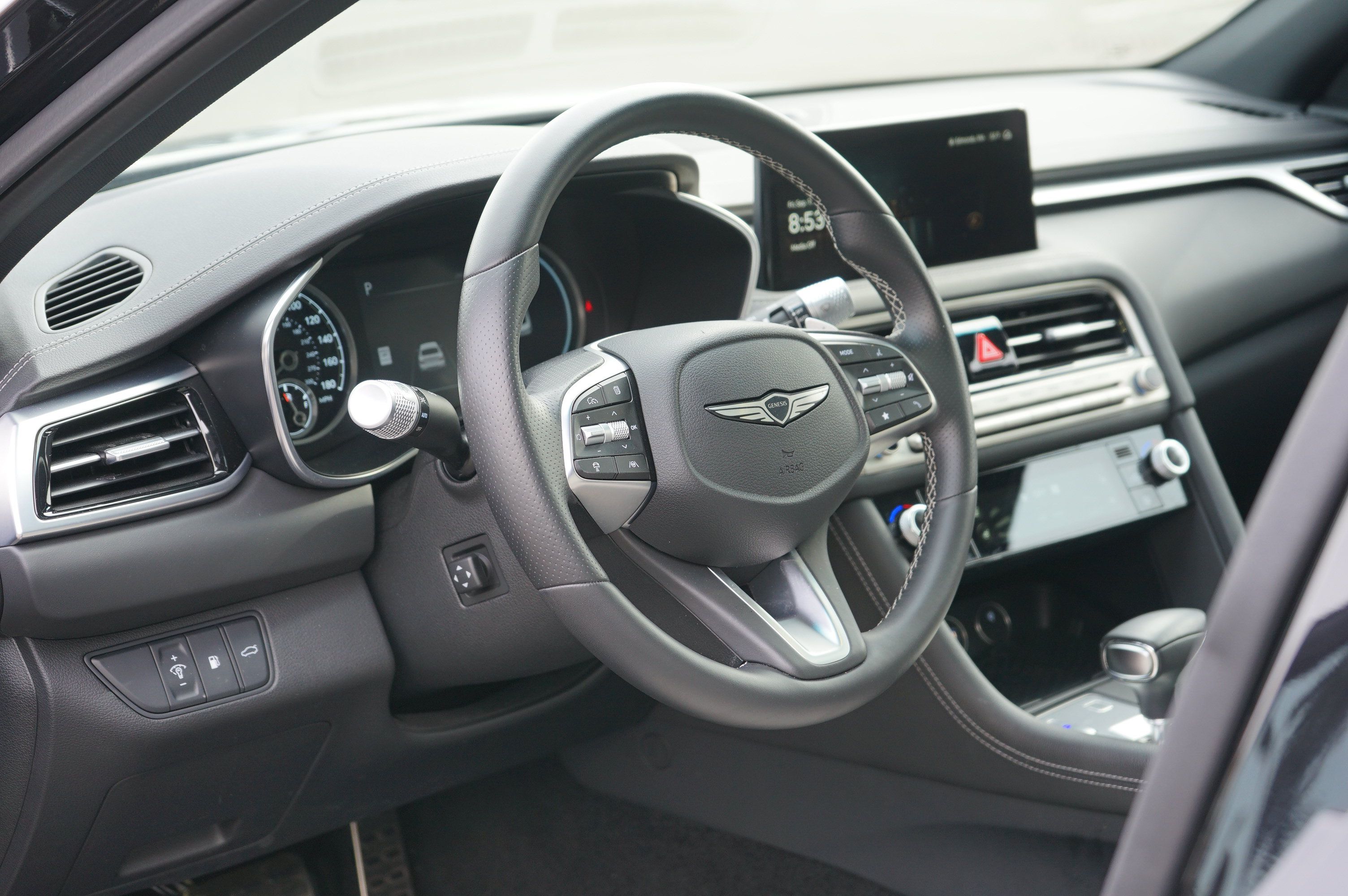 Used 2025 Genesis G70 2.5T w/ Sport Prestige Package RWD image 19