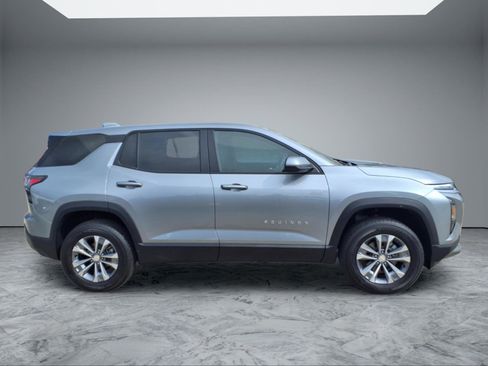 Used 2026 Chevrolet Equinox LT image 8