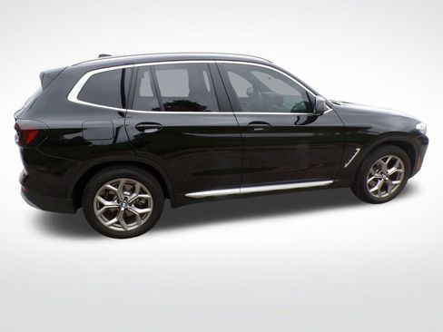 Used 2024 BMW X3 xDrive30i w/ Premium Package AWD/4WD image 8
