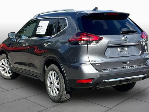 Used 2018 Nissan Rogue SV AWD/4WD image 12