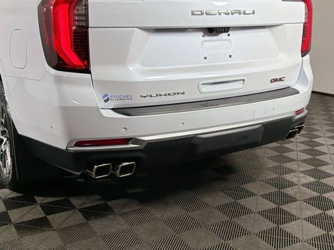 Used 2026 GMC Yukon XL Denali w/ Denali Reserve Package AWD/4WD image 39